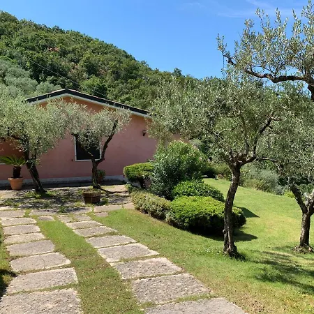 - Haus C Garten, Seeblick, Pool Casa vacanze Torri Del Benaco